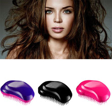 Flat de-tangler brush