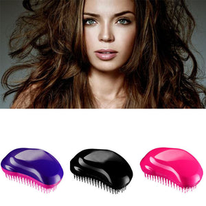 Flat de-tangler brush